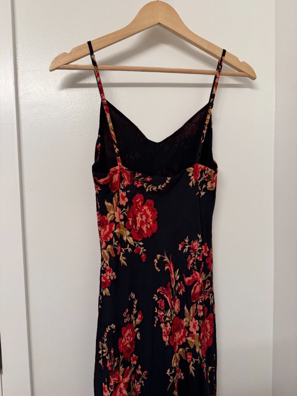 Reformation Parma Dress - Picture 6 of 9